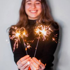 Prskavka ve tvaru čísla "7", hoří 30s, výška 17 cm