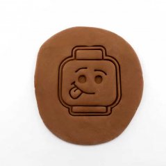 Emoji 5 | alakú kiszúró forma