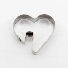 Szív egy bögrén | fém alakú sütikiszúró