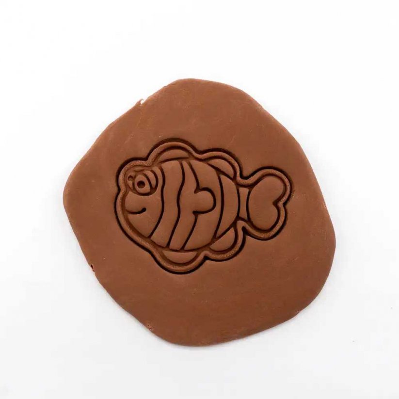 Bohóchal | alakú kiszúró forma