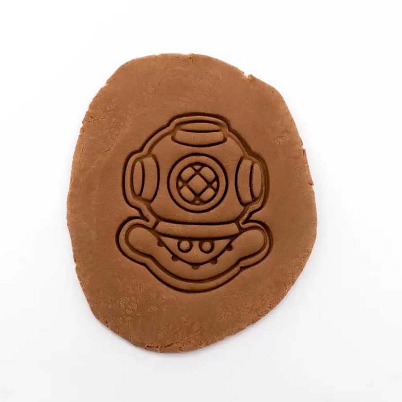 Potápěčská helma | dvoudílné vykrajovátko