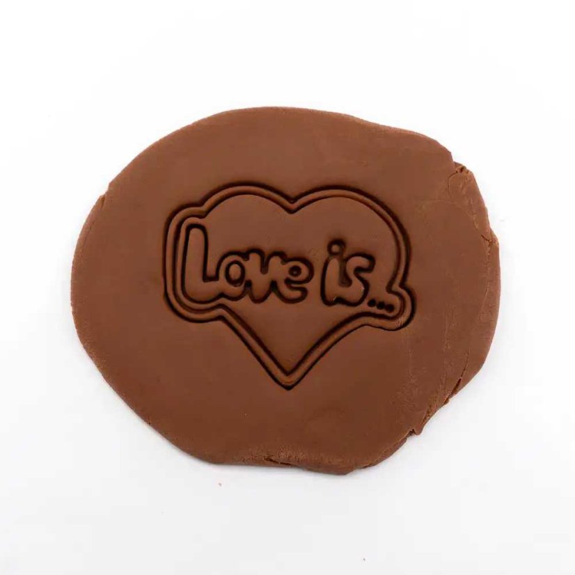 Love is | dvoudílné vykrajovátko