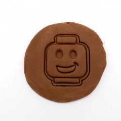 Emoji 9 | alakú kiszúró forma